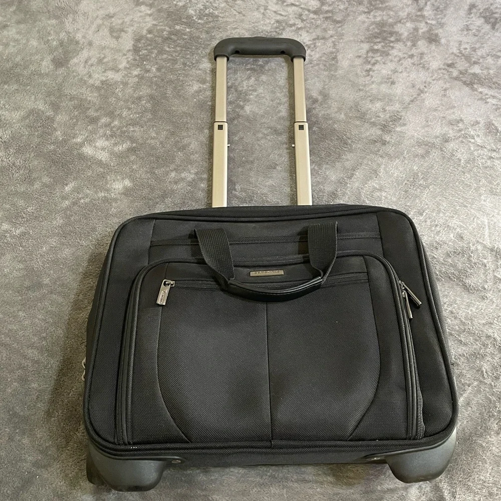 Rolling Samsonite Laptop Computer Carry On Luggage Bag
